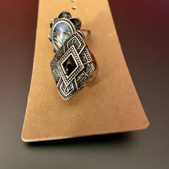 NWT Forever 21 Silver Boho Ring Set (2pc) - Picture 2 of 8